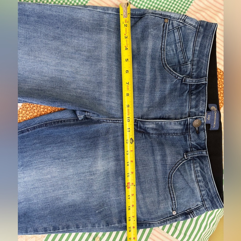 Democracy Ab Solution Girlfriend Straight Jeans - Picture 11 of 14